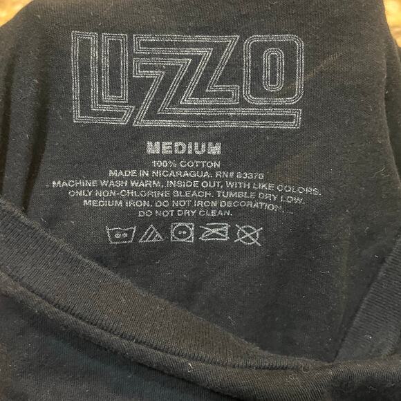 LIZZO T-Shirt The Special Tour Fall 2022 Concert womens Size Medium Black - Picture 4 of 7